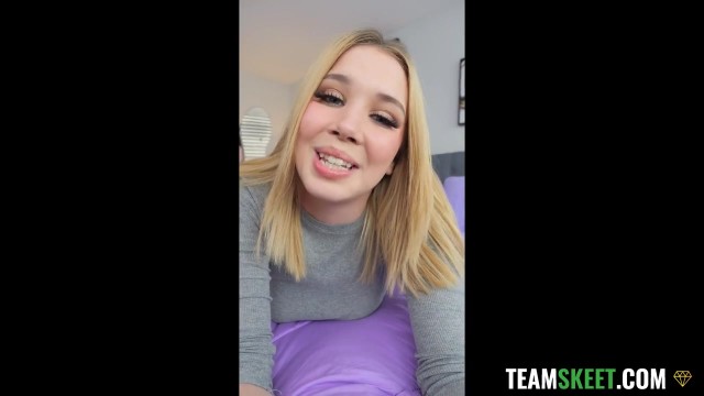 Братишка с большим стволом, от которого сводная сестра просто тает #1