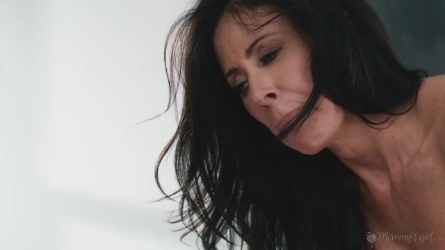 Мамочка свою дочку плохому не научит #7