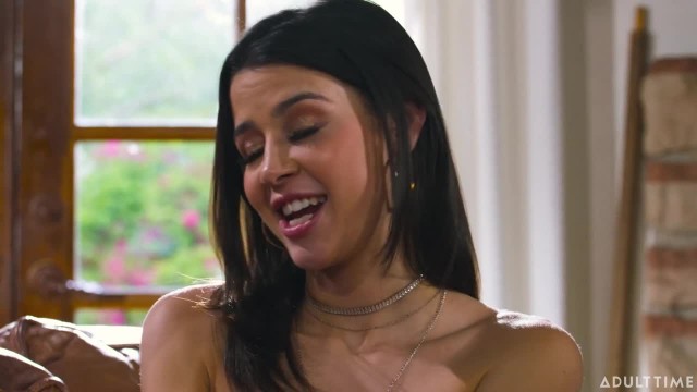 Братишка перестал быть девственником #1